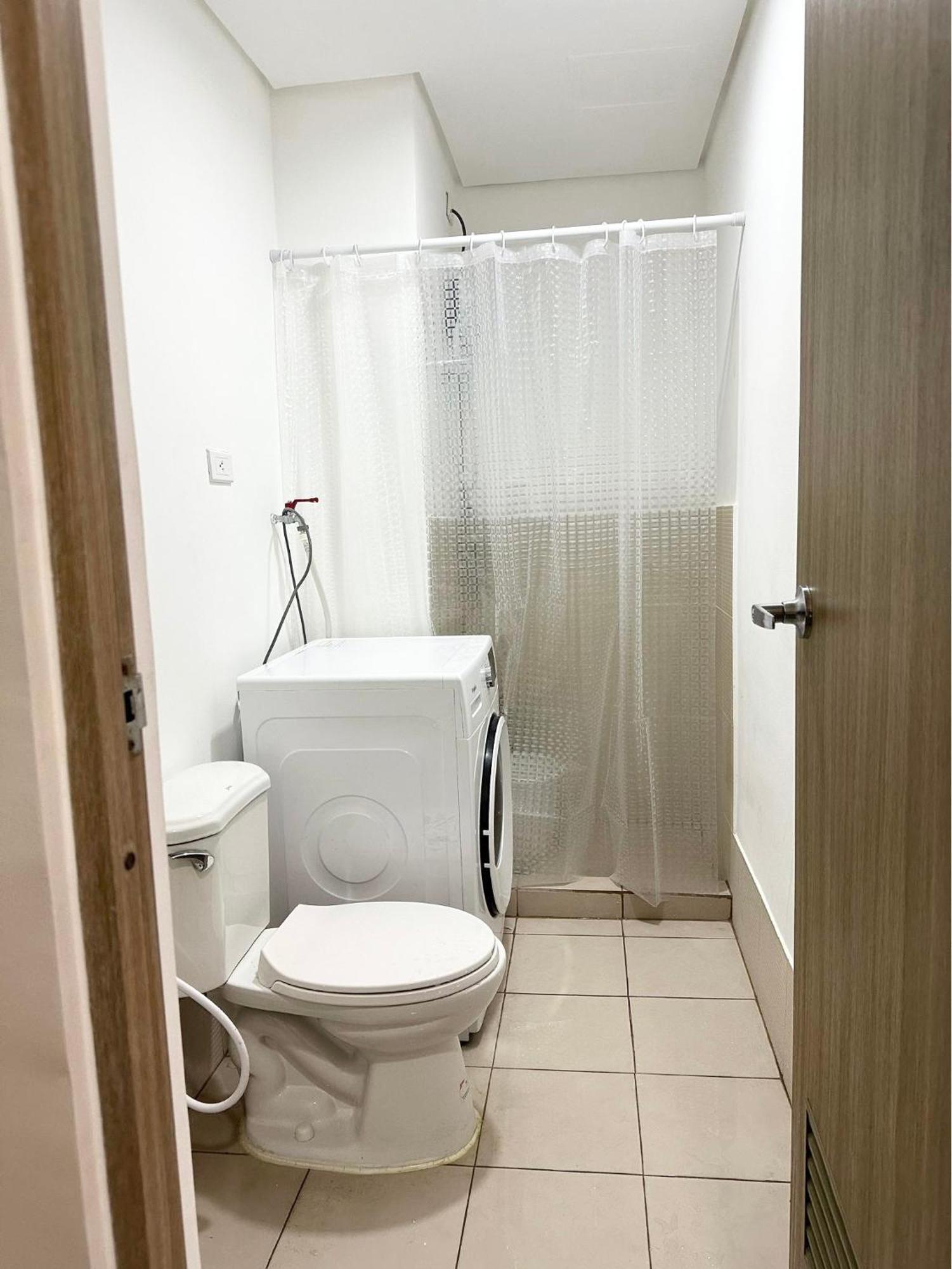 Starlight Suites Trece Martires Экстерьер фото